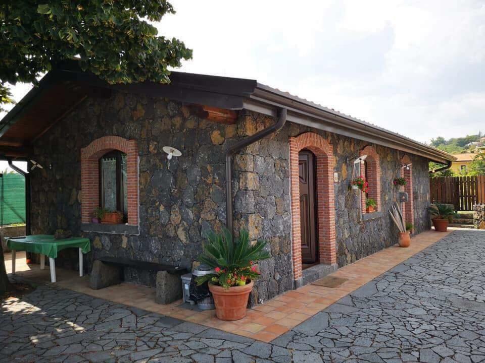Ferienwohnung Il Tiglio Viagrande Exterior foto